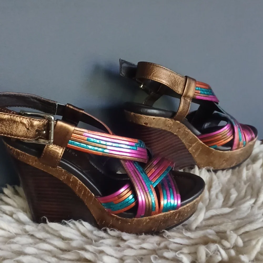 Donald J Pliner wedge sandals